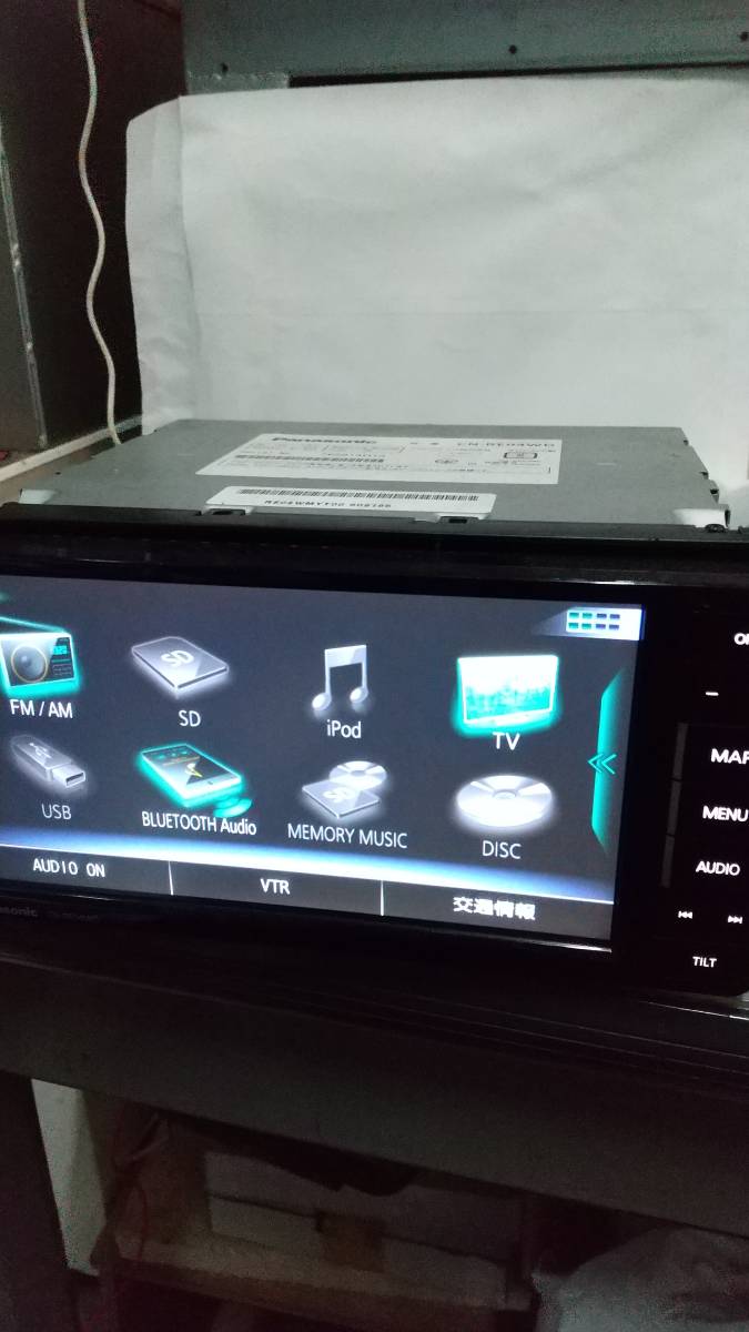 パナソニック Strada CN-RE04WD 地デジナビ Bluetooth USB ハンズフリー