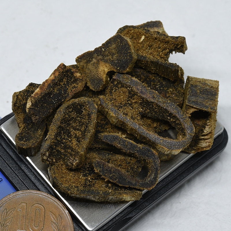 グラム990円【訳あり】栽培伽羅の端材 30g 量り売り 栽培 伽羅 緑油／沈香 香 沈水香木 香木 お香 線香 原木 黒油 黄伽羅をお探しの方も