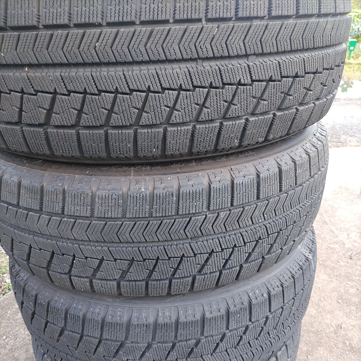 195&frasl;65R15 91Q : 2019年製 BRIDGESTONE 195&frasl;65r15」の人気商品一覧・価格比較 ブリザック　VRX 195/65R15 91Q　スタッドレスタイヤ4本