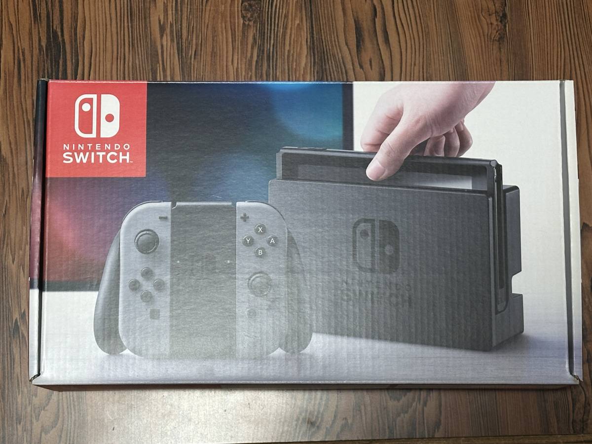Nintendo Switch 旧型 本体 + ソフト 4本 + おまけ付き 【公式通販】