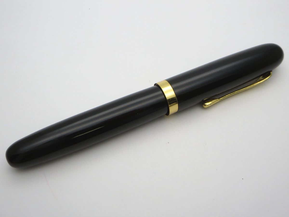 1000円スタート 万年筆 WARRANTED ワランテッド ペン先14KARAT PEN刻印 