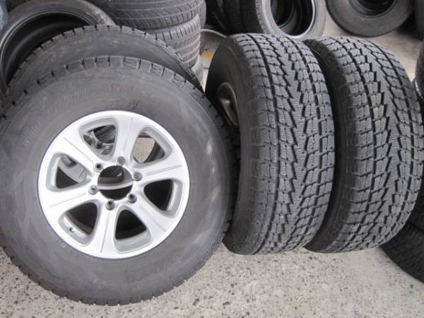 プラド パジェロ 冬 4WD 旧車富山ランクル サーフ 265⁄70R16