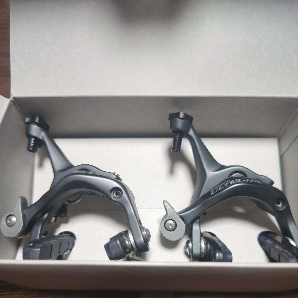 シマノ　キャリパーブレーキ　アルテグラ　BR-6700　フロント不具合