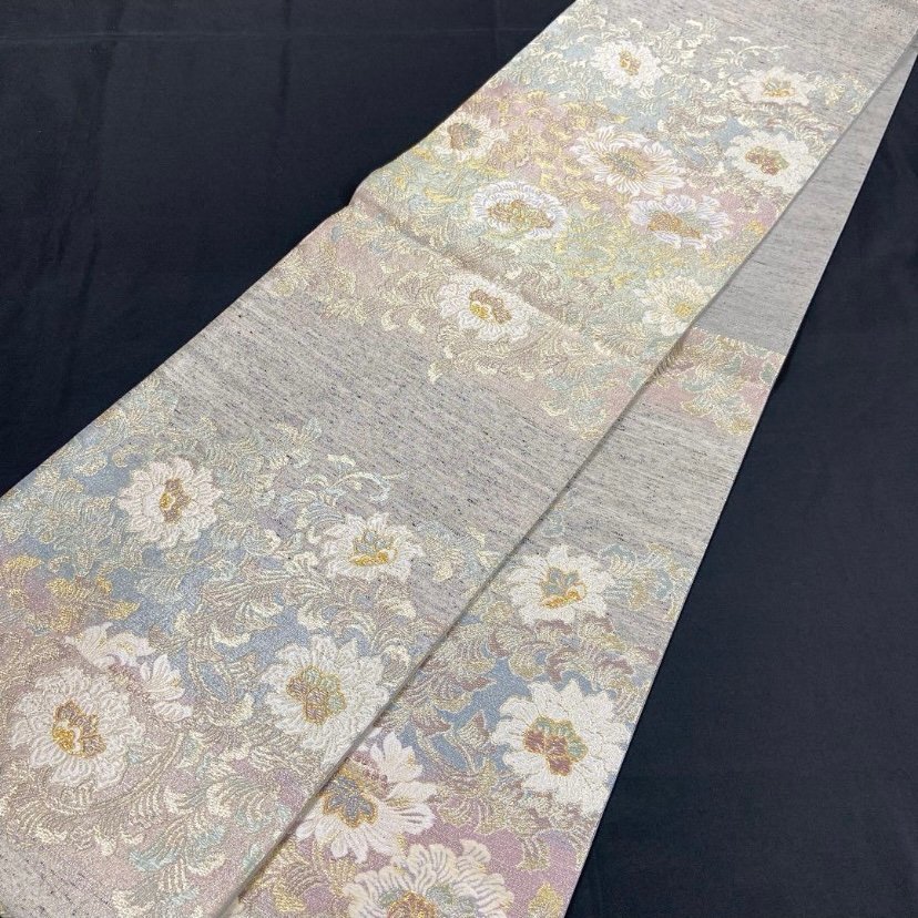 A 195袋帯　大太鼓 本金箔 金銀糸　松と花柄　正絹 美品着物 美品 袋帯 逸品 花鳥 花菱 綴織 金銀糸 ベージュ お太鼓柄 正絹 中古