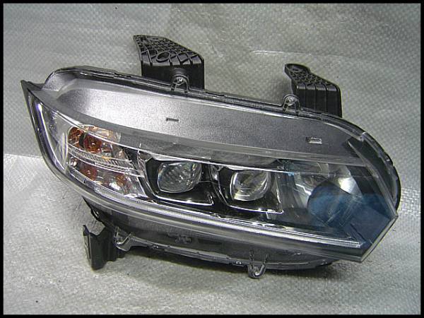 車 S660 ヘッドライト 右 STANLEY W2301 ジャンク品