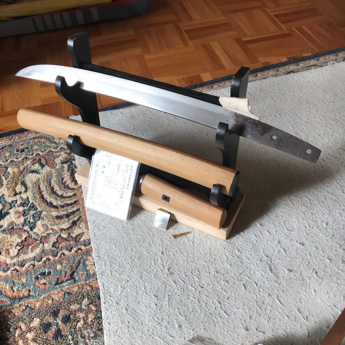 おおきな直ぐ刃です、のたれ２〜３ある見たいです、脇差みたいです、杢目あり丈夫なものです錆、刃こぼれなし研ぎたしです、美しいです_2