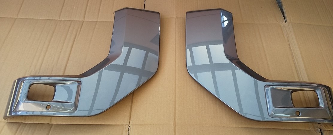 三菱　デリカミニ　ダイナミックシールド　純正　新車取り外し分　グレー　送料無料_1