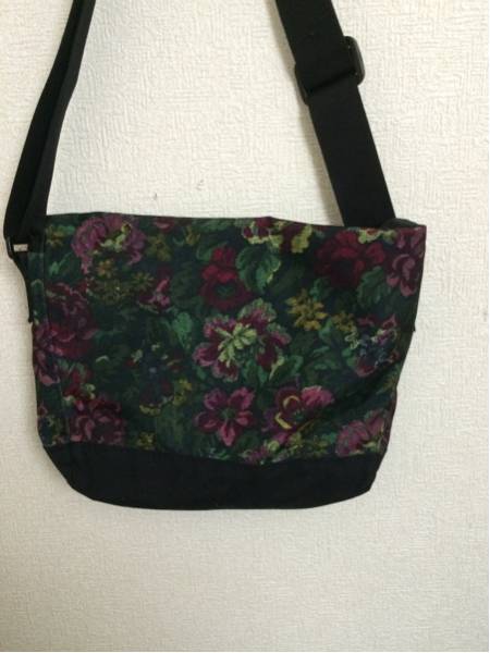グレゴリー ショルダーバッグ 中古美品 GREGORY 花柄 ミニ