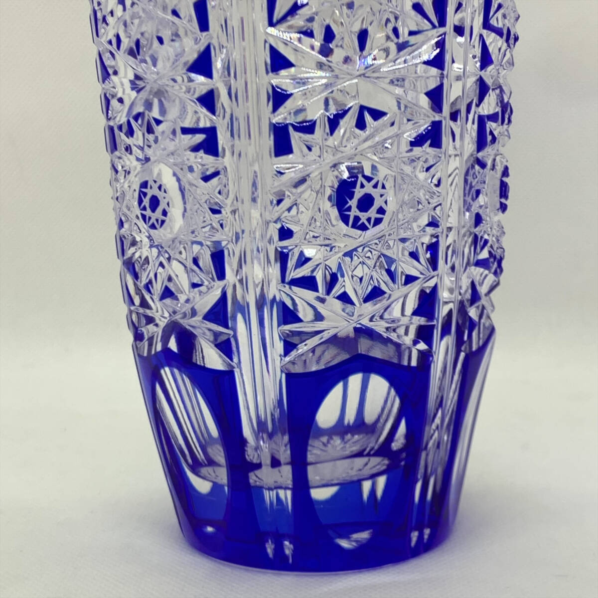 9934 カメイガラス 花瓶 青色 切子 KAMAY GALLERY crystal Chevalier