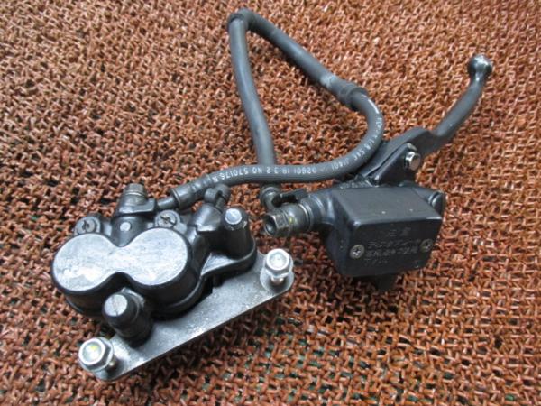 NSR50 フロントキャリパー マスター AC10 △DO81！修復素材に NSR50