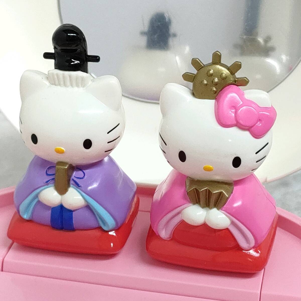ハローキティ 雛人形 キティ＆ ダニエル ミニひなセット 小物入れ 花