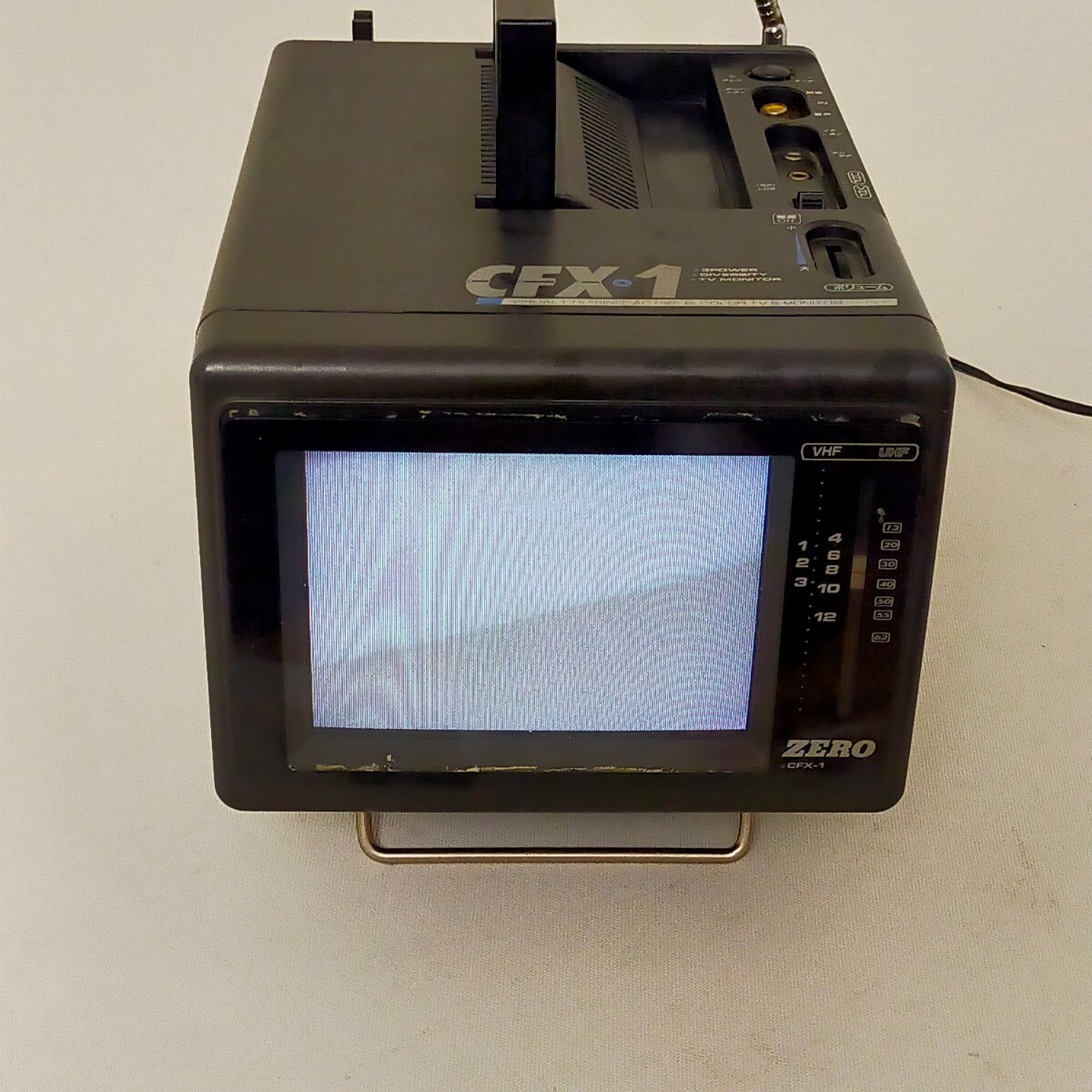 通電のみ確認 ZERO CFX-1 ドウシシャ ポータブルカラーテレビ ジャンク