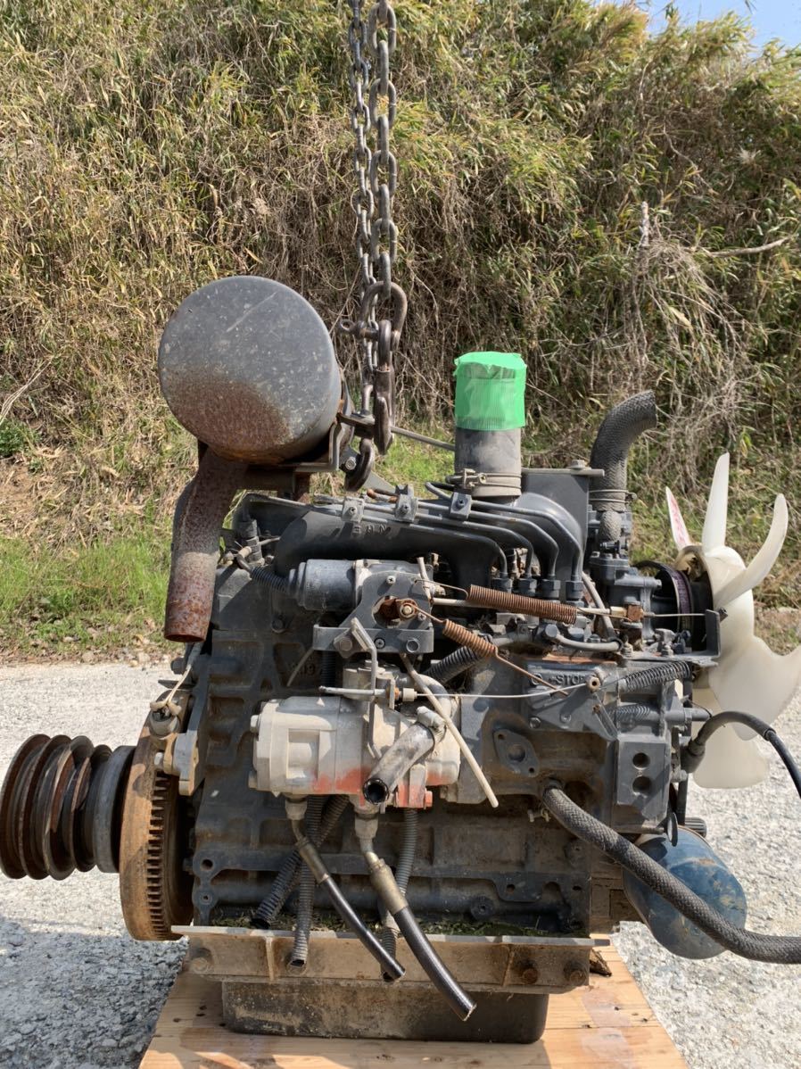 クボタコンバインエンジン　V2203_2