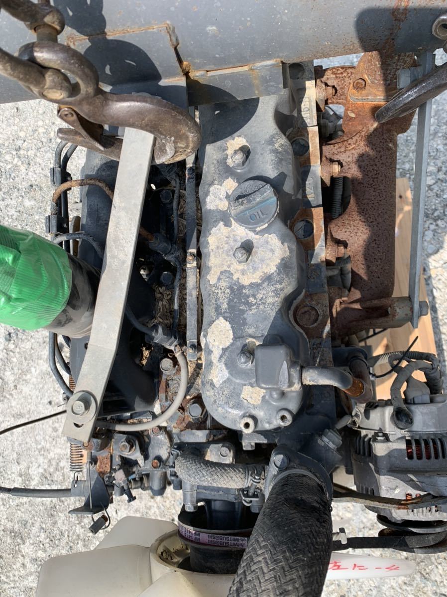 クボタコンバインエンジン　V2203_5