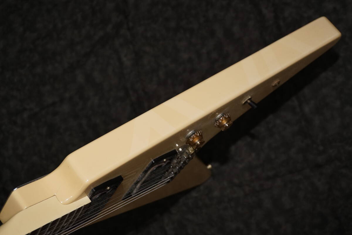 ■　FERNANDES　フェルナンデス　■　フライングV　　44マグナム　JIMMY　ジミー　【 BSV 】 フェルナンデス フライングV FERNANDES BSV-155 (フェルナンデス) BSV