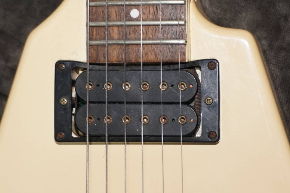 ■　FERNANDES　フェルナンデス　■　フライングV　　44マグナム　JIMMY　ジミー　【 BSV 】 フェルナンデス フライングV FERNANDES BSV-155 (フェルナンデス) BSV