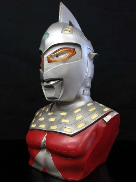 ウルトラセブン 胸像 M1号 完成品 彩色済 生誕30週年記念 ,ご落札