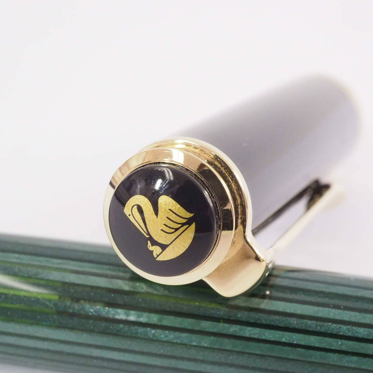 ペリカン M600 PELIKAN 14C 14金 M 中字 緑縞/グリーンストライプ×ブラック×ゴールド 万年筆+箱[Pa2064-GJ5_9