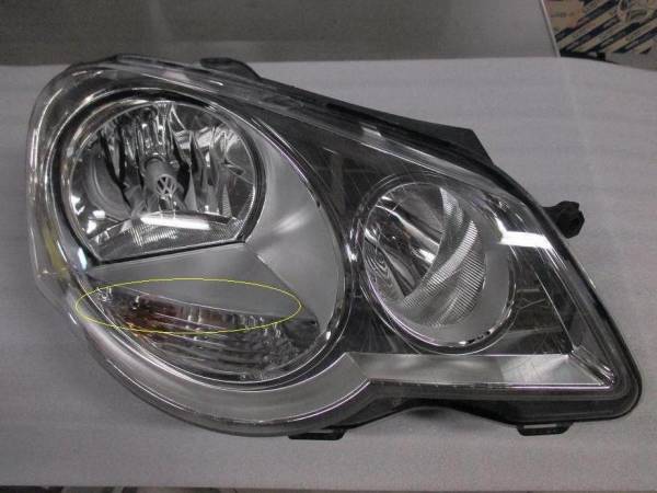VW　ポロ　９Ｎ系　純正右ヘッドライト　