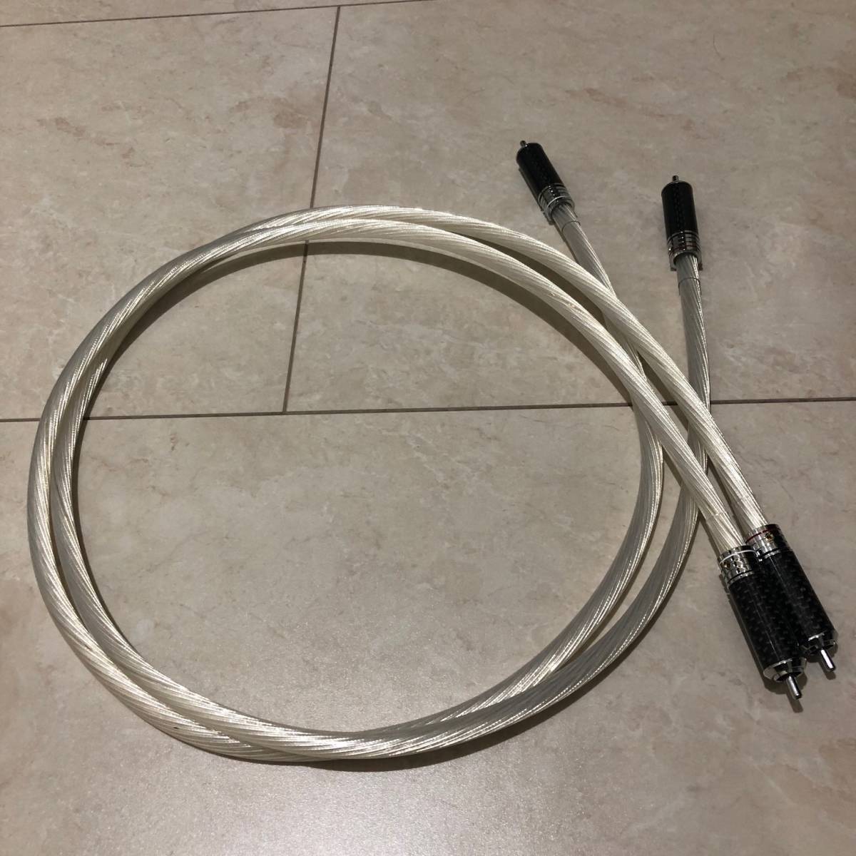 銀線 スピーカーケーブル 1.5mペア Nordost Odinと同素材