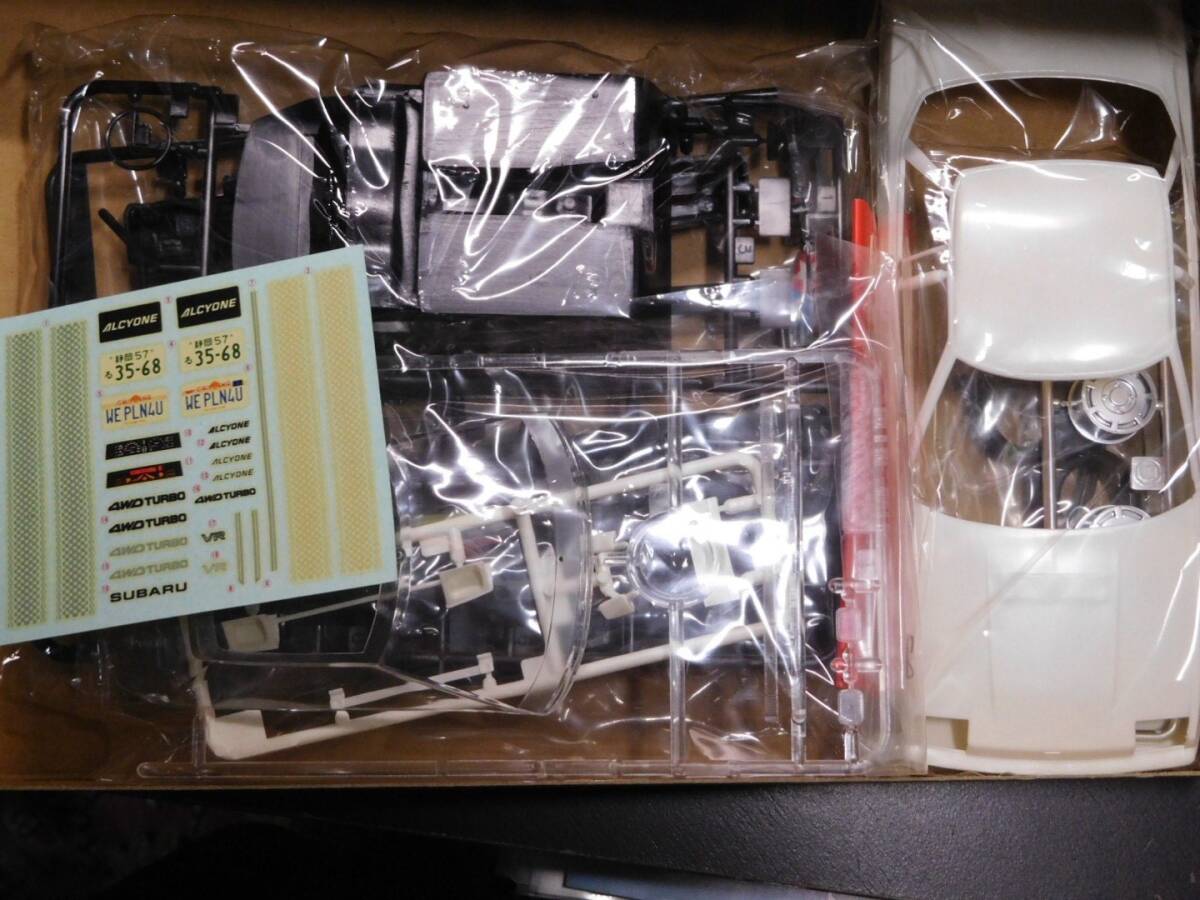 スバル・アルシオーネ 4WD・VRターボ （1/24スケール スポーツカーシリーズ No.55）_3