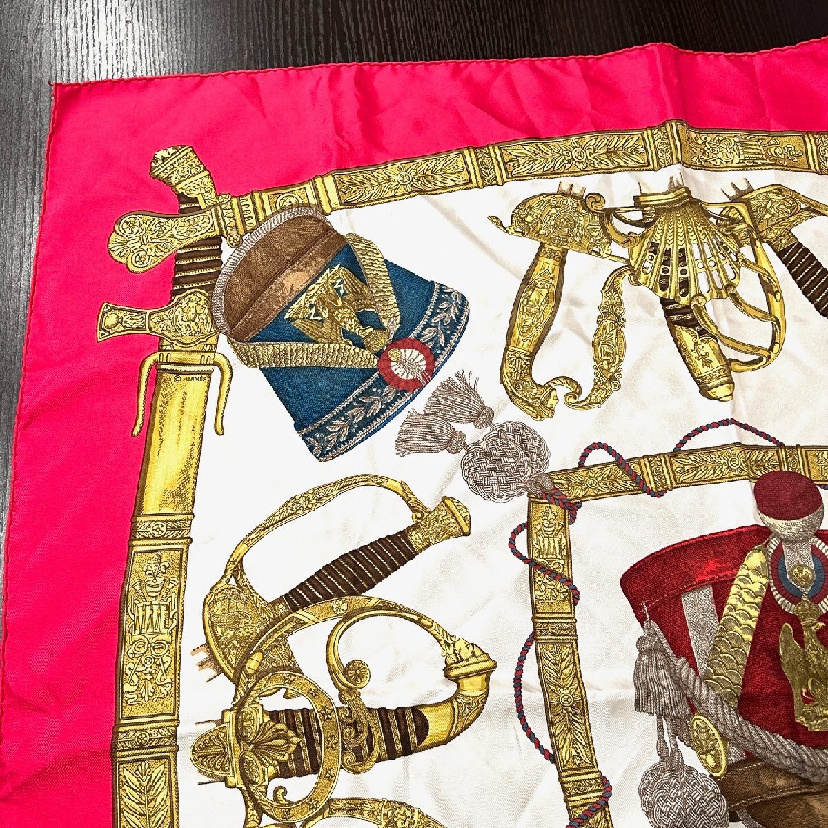 77】1円～HERMES エルメス カレ90 スカーフ GRAND UNIFORME グラン