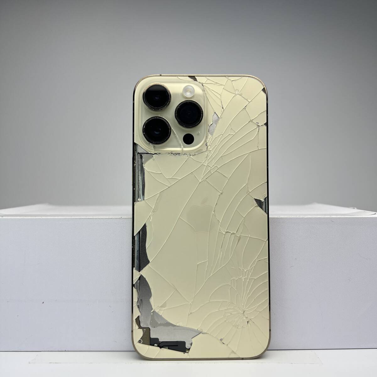 iPhone 14 Pro Max 128GB ゴールド SIMフリー 訳あり品 ジャンク 中古