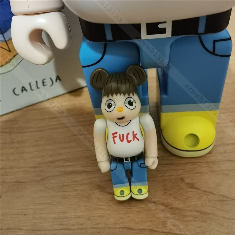 ベアブリック bearbrick FUCK BE@RBRICK 100％ & 400％ 面白い