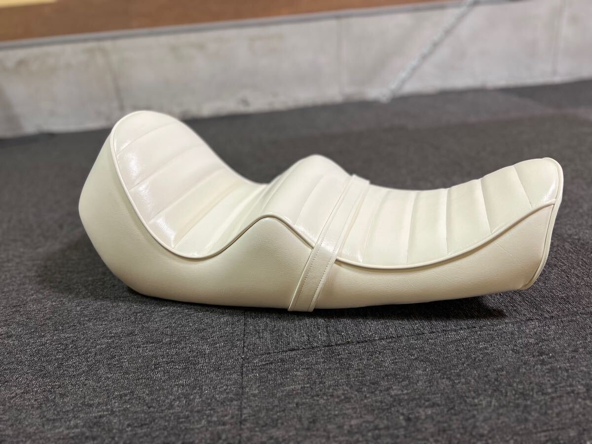 GS400 シート 段シート タックロールシート 猫背 鉄シートベース 白