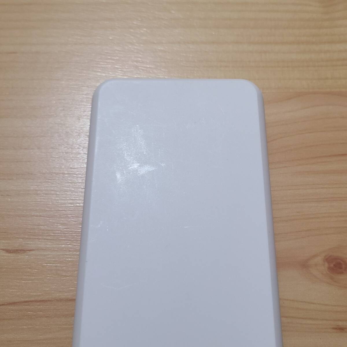 エレコム　5V/3A出力　モバイルバッテリー(10000mAh/15W/C×1+A×1)　EC-C05WF_7