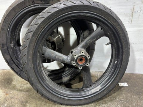 tzr250 3xv 前後ホイール YAMAHA（ヤマハ） TZR250 ホイール 前後 1KT