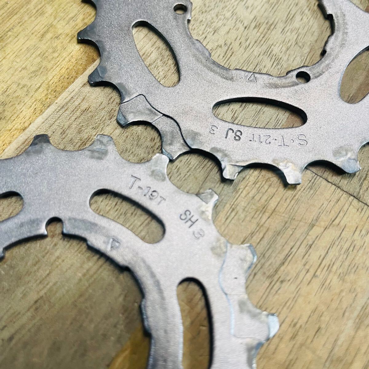 良品】 シマノ CS-7401 DURA-ACE 8s カセット スプロケット CS-7400 13