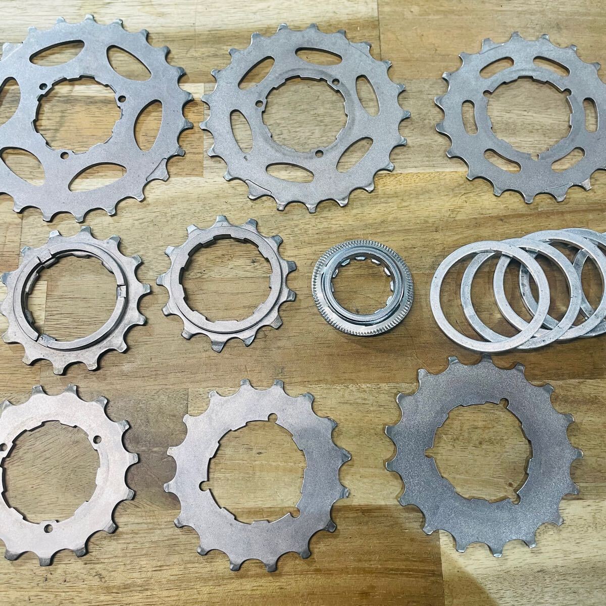 良品】 シマノ CS-7401 DURA-ACE 8s カセット スプロケット CS-7400 13