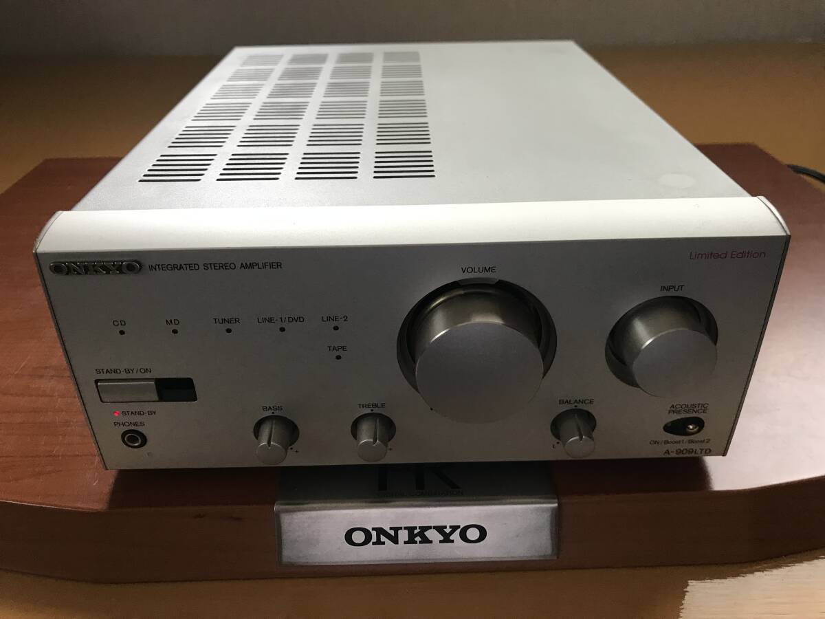 01】ONKYO オンキョー A-909LTD アンプ 音出し確認済 現状品 中古