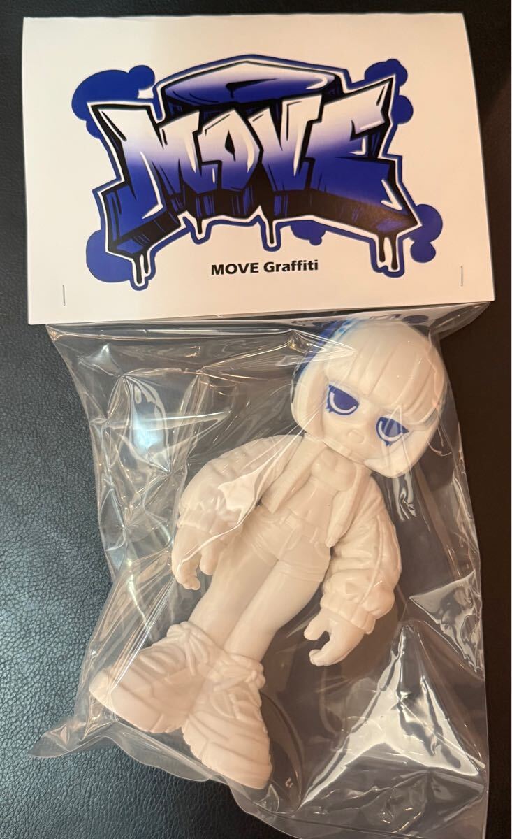 新品未開封】emDASH MOVE Graffiti STUDiO ViNYL(フィギュア)｜売買
