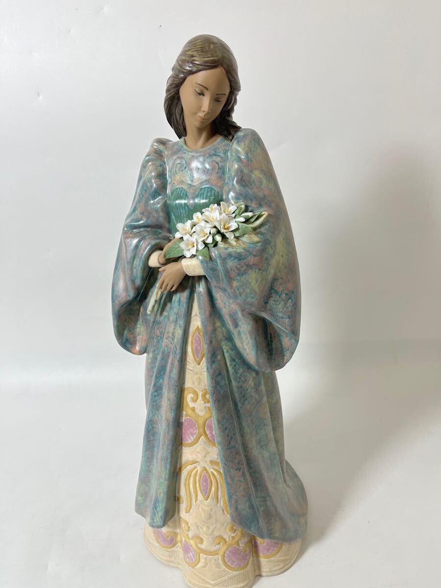 1円スタート】【中古品】 LLADRO リアドロ PRIVILEGE フィギュリン