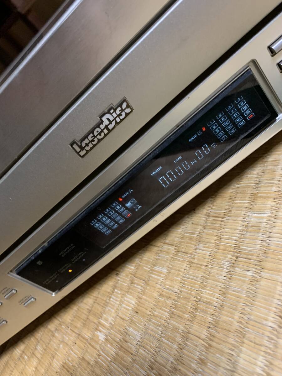 テレビ・映像機器 PIONEER パイオニア LDプレイヤー CLD-616 ジャンク