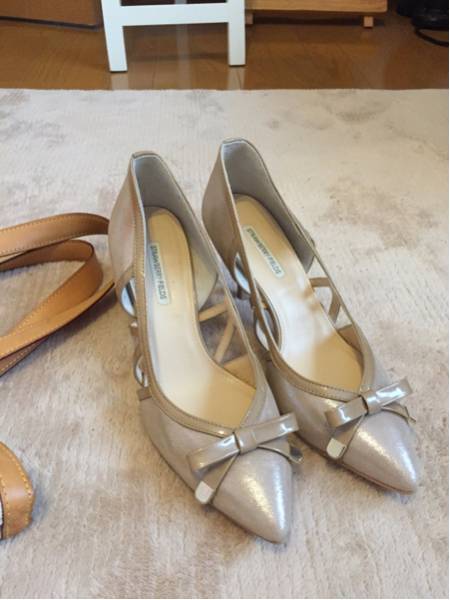 ★未使用品ストロベリーフィールズパンプス綺麗め大人可愛い★