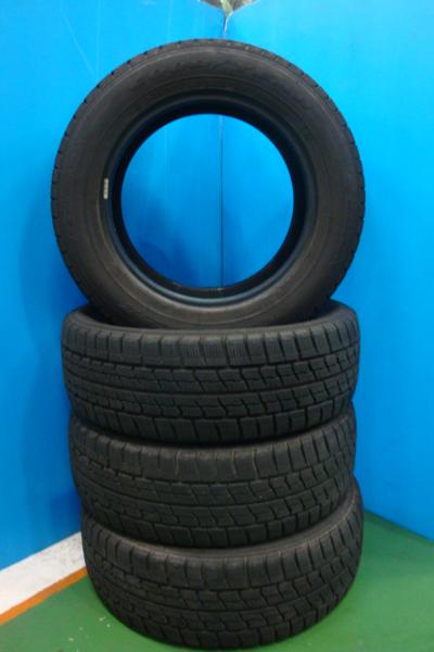 中古4本 GY アイスナビ ゼアⅡ 215/60R16 14年製 マークX《246》 中古