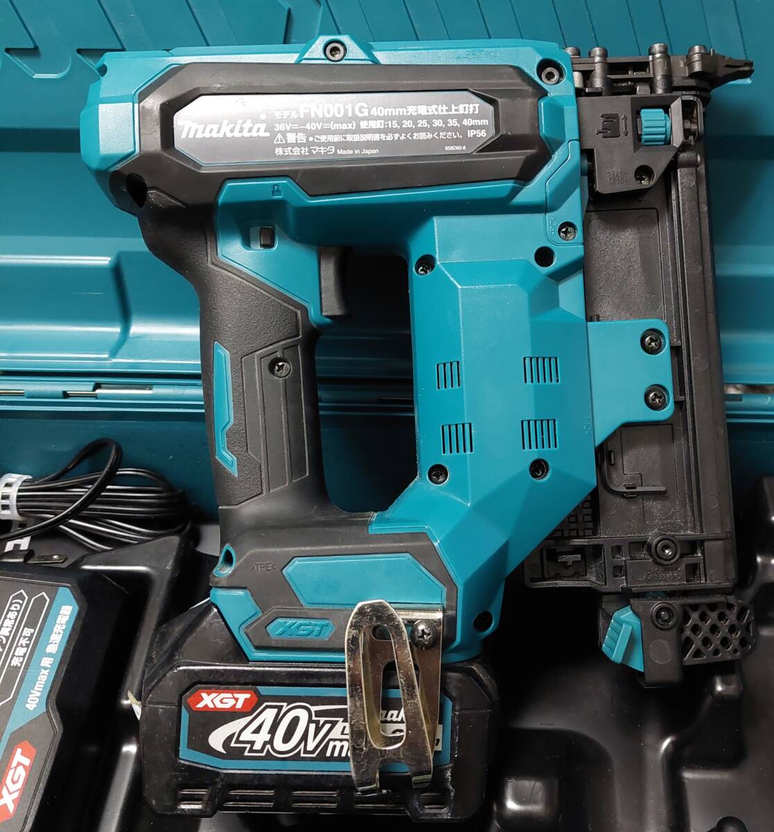 ※未使用品※★電気道具★電動工具★MAKITAマキタ★40mm充電式仕上釘打セット★FN001GRD★40Vバッテリー×1★充電器×1★_3