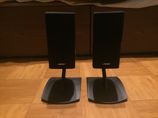 【5個セット】BOSE サテライトスピーカー　ダブルキューブ型　壁掛け金具付き BOSEサテライトスピーカー BOSEサテライトスピーカーです 【公式通販】
