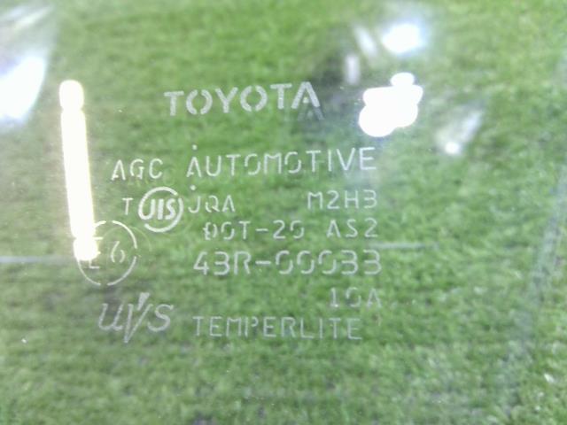 ヴィッツ DBA-NSP130 左フロントドアガラス F 1J1 AGC M2H3 68120-52370 ヴィッツ F DBA-KSP130 オートモーティブ アサヒ 0
