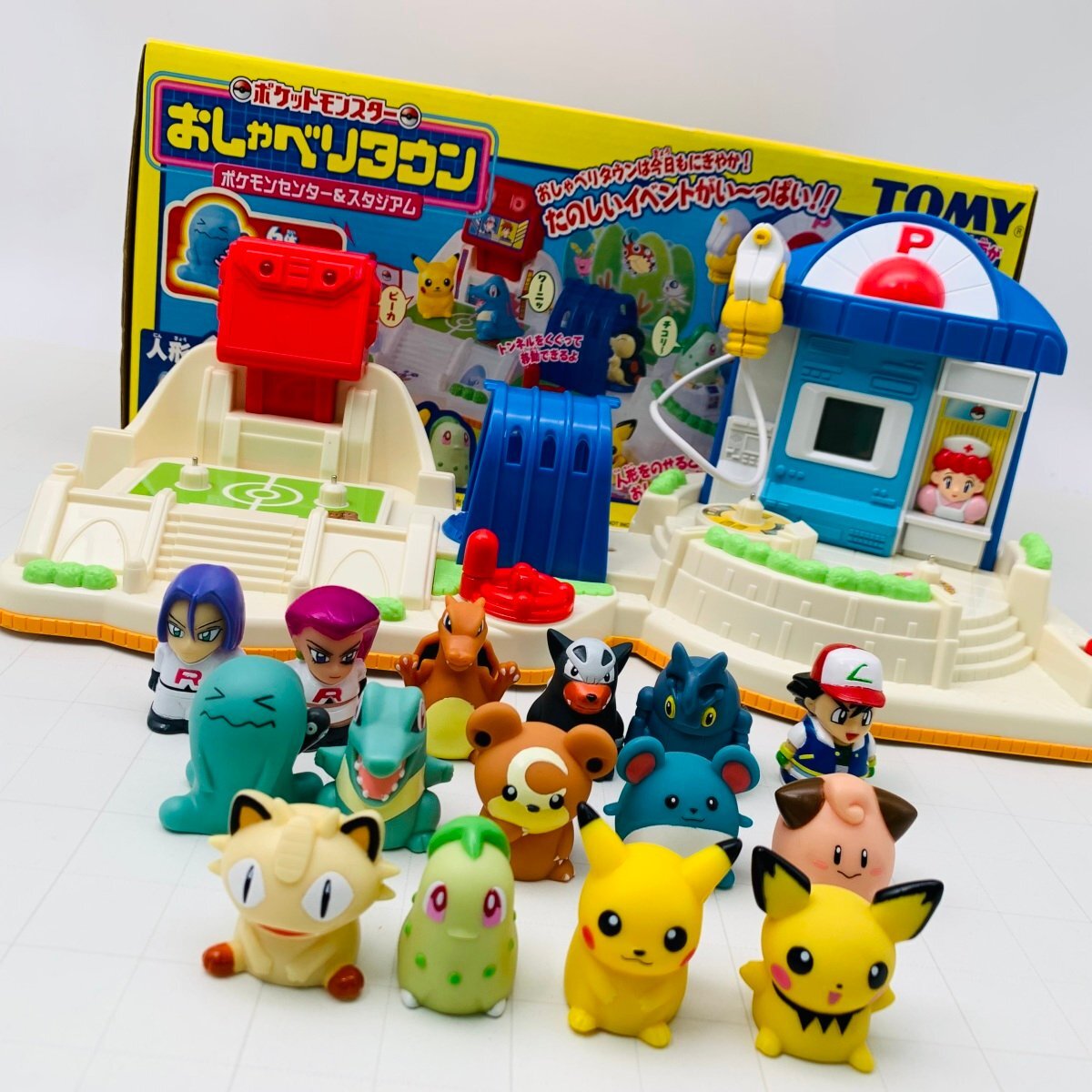 o*e様 ポケットモンスター　おしゃべりタウン　人形セットB ジャンク TOMY ポケットモンスター おしゃべりタウン ポケモンセンター
