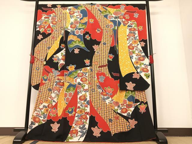平和屋着物○和染紅型 栗山紅型 栗山吉三郎 振袖 吉祥草花文 鬼しぼ