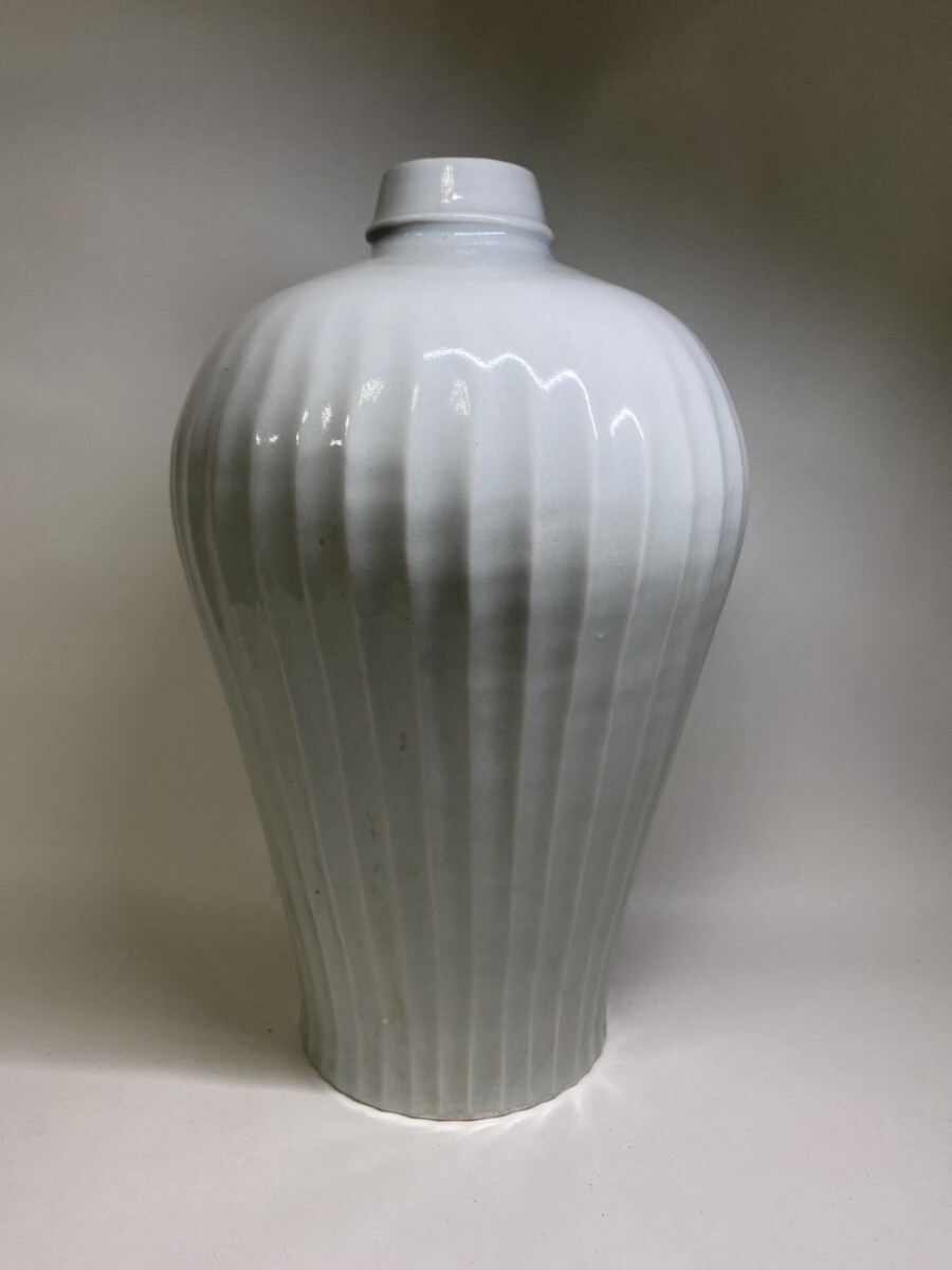 N17「民藝」陶芸家 上田恒次 名品 白磁面取壺 河井寛次郎弟子 日本民藝