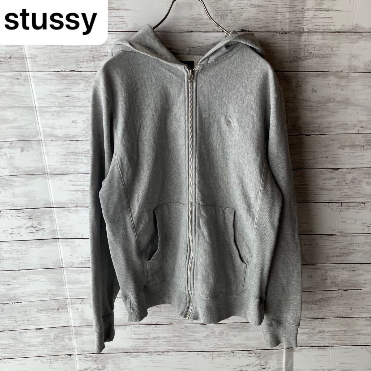 パーカー STUSSY 刺繍 フードアップリケロゴ | street＊style 