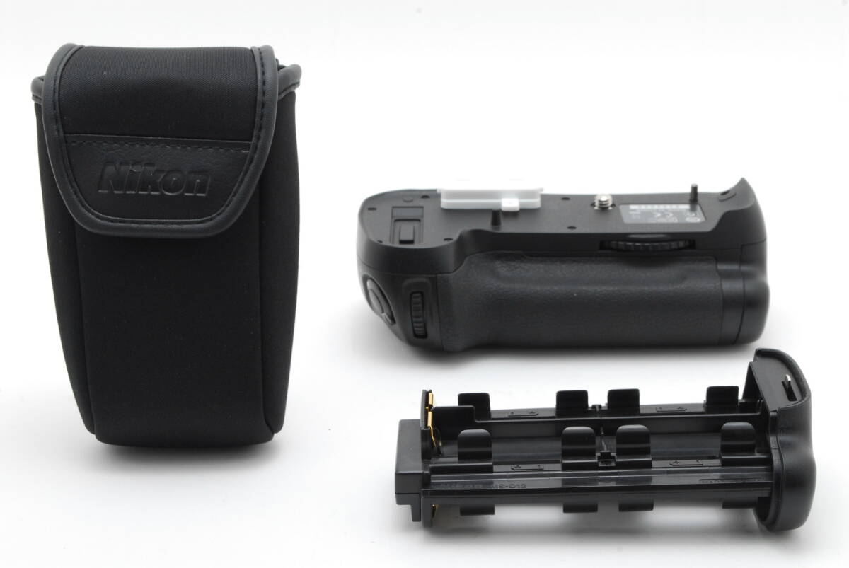 良品＞Nikon マルチパワーバッテリーパック MB-D12 マルチパワー