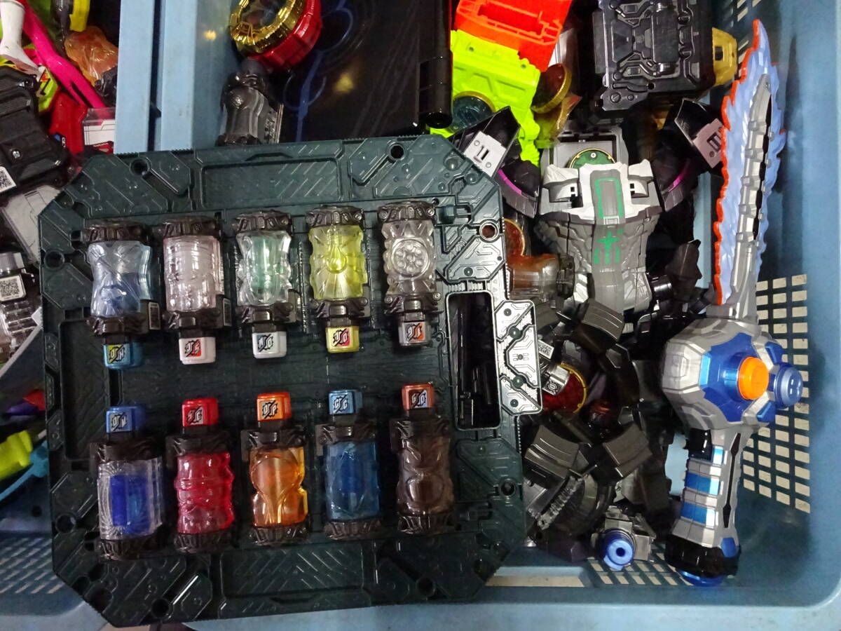 ジャンク品 おもちゃ 特撮 カラー№LC9X ディープブラック ガラクタ 098