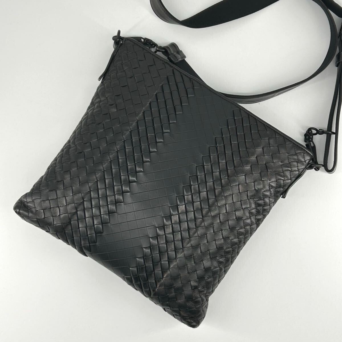極美品】BOTTEGA VENETA ボッテガヴェネタ ショルダーバッグ イントレ 