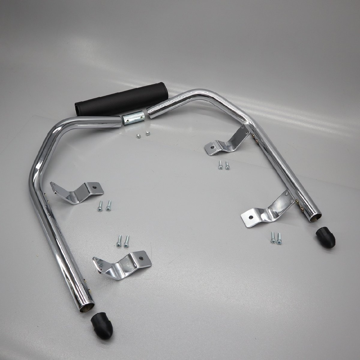  ホンダ 不明 純正 グラブバー アシストグリップ 0SK-ZXKTB09 PS250 等 241226DS0061(ホンダ用)｜売買されたオークション情報、yahooの商品情報をアーカイブ公開 - オークファン ホンダ用